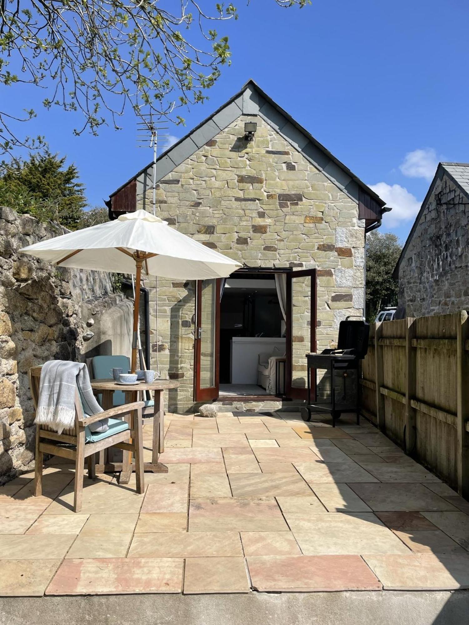 The Stables - Detached Cottage With Private Garden & Hot Tub St Austell Exterior foto